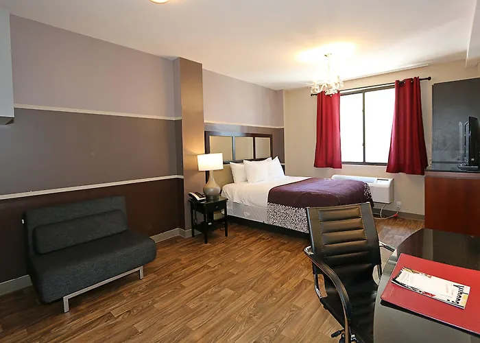 Hotel Vetiver / Manhattan Skyline New York