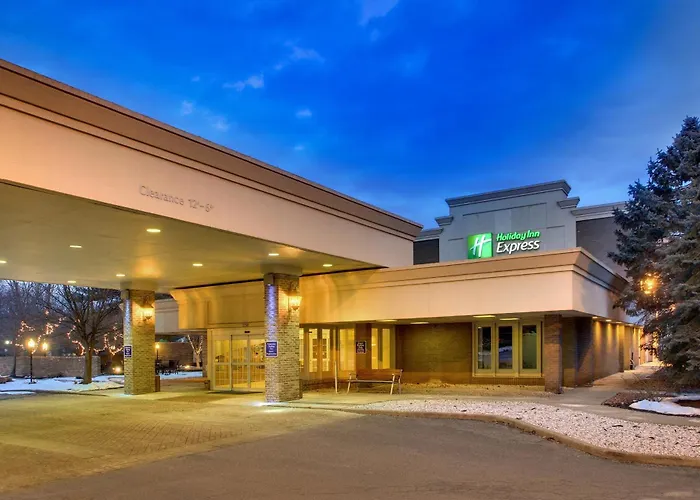 Pet friendly Holiday Inn Express Poughkeepsie By Ihg Spackenkill