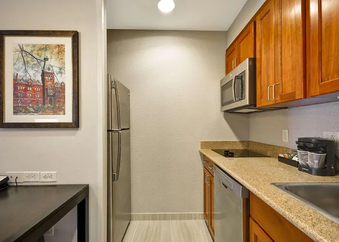 Ithaca hotels near Cascadilla Gorge Trail