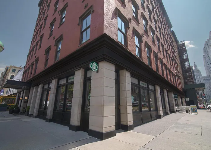 New York hotels near One World Observatory