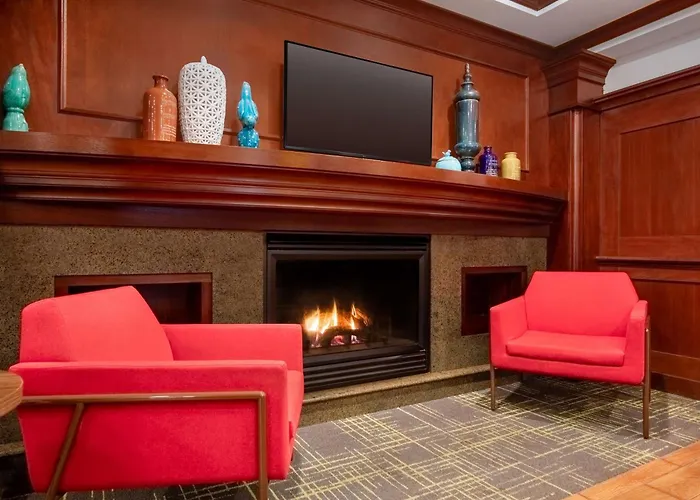 Farmingville Hotels
