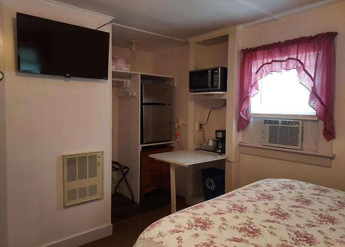 Chatham Hotels