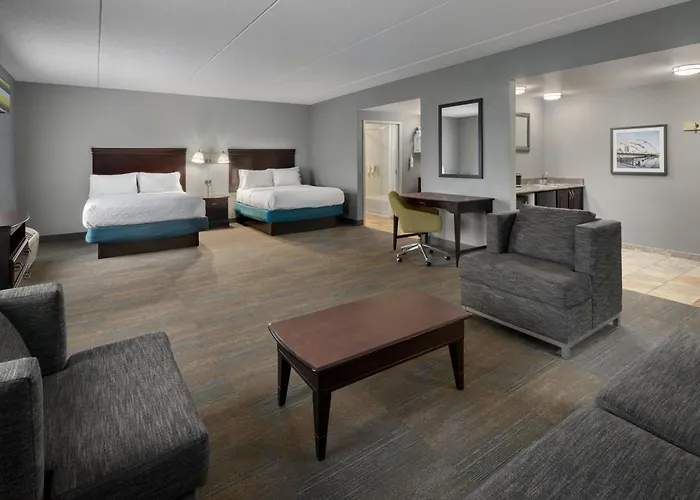 Rochester hotels near Rochester Public Market