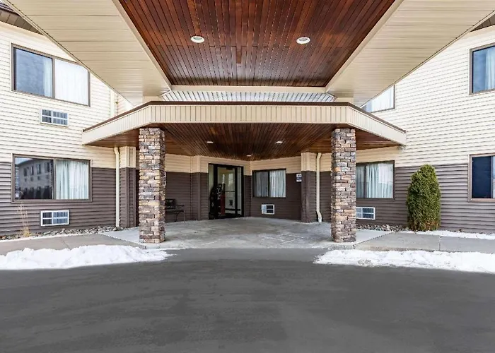Ithaca Hotels