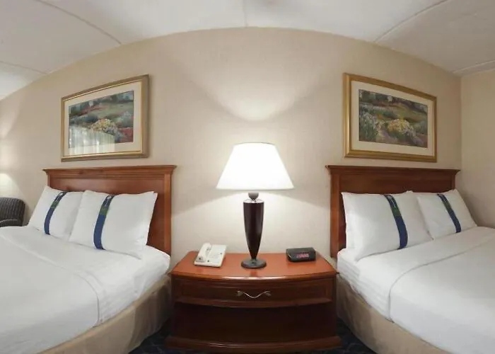 Clarion Hotel & Conference Center Ronkonkoma