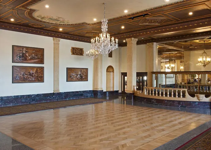 Syracuse Hotels
