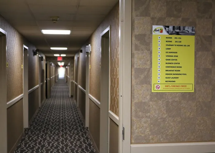 Plattsburgh Hotels