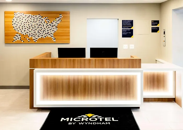 Springville Hotels