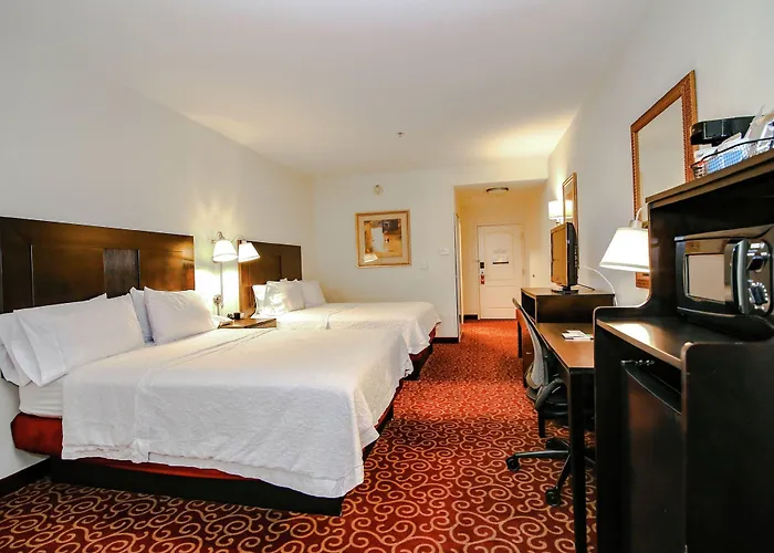 Kingston Beach hotels