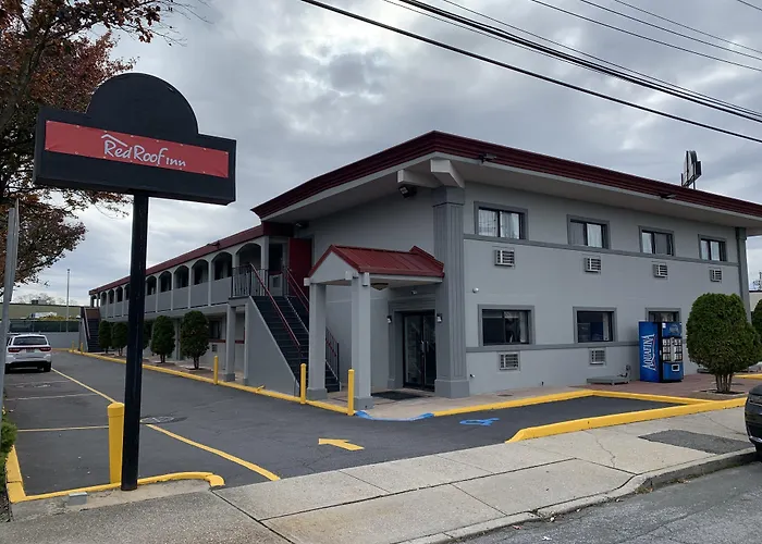 Copiague Hotels