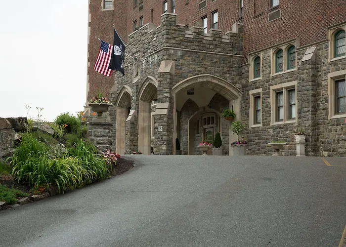 West Point Hotels