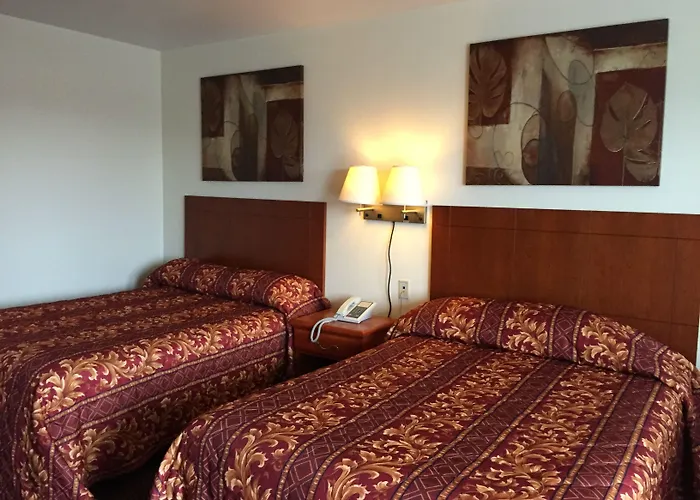 Watertown Hotels