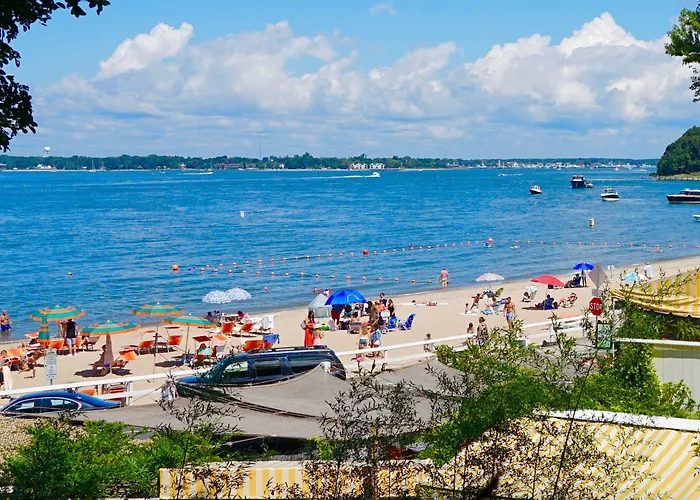 Sunset Beach Shelter Island