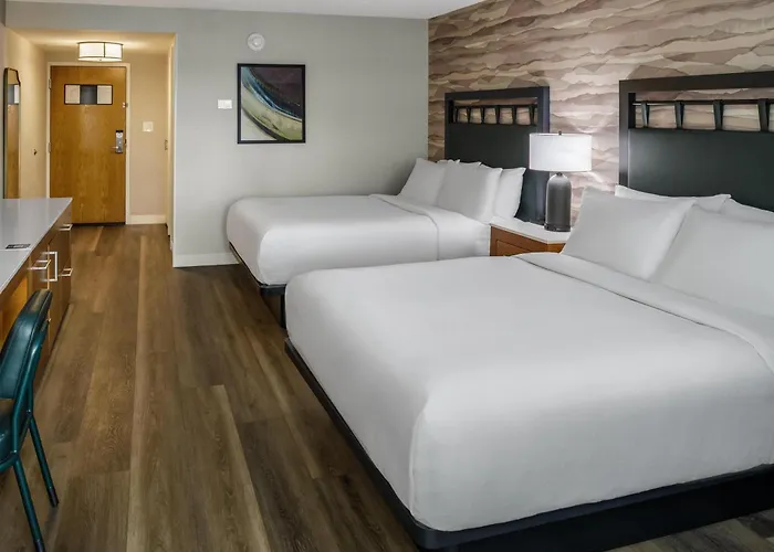 Henrietta hotels near Gro-Moore Farms