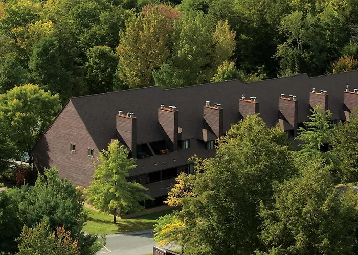 Bolton Landing hotels near Up Yonda Farm