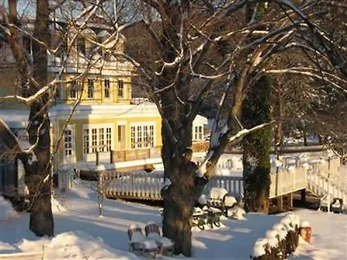 Greenwood Lake Hotels
