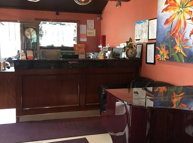 Oneonta hotels near yager museum Hartwick College